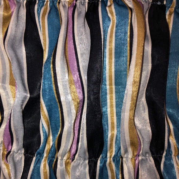 Blue Blush Striped Top BRAND NEW, NEVER WORN - Picture 2 of 7